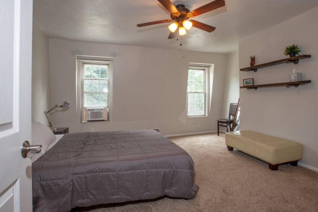 Great For Exploring * Stylish Loft Like Living Apartamento *
