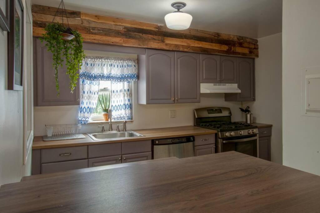 Apartamento Great For Exploring * Stylish Loft Like Living *